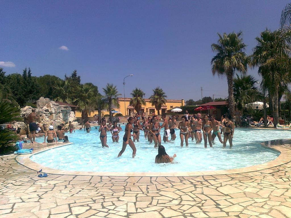 מנדוריה Villaggio Turistico Malibuu מראה חיצוני תמונה