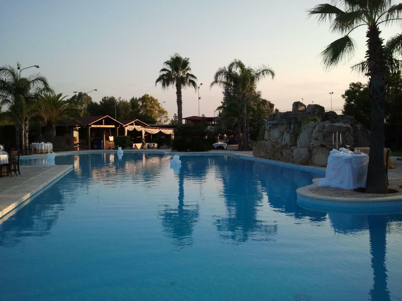 מנדוריה Villaggio Turistico Malibuu מראה חיצוני תמונה